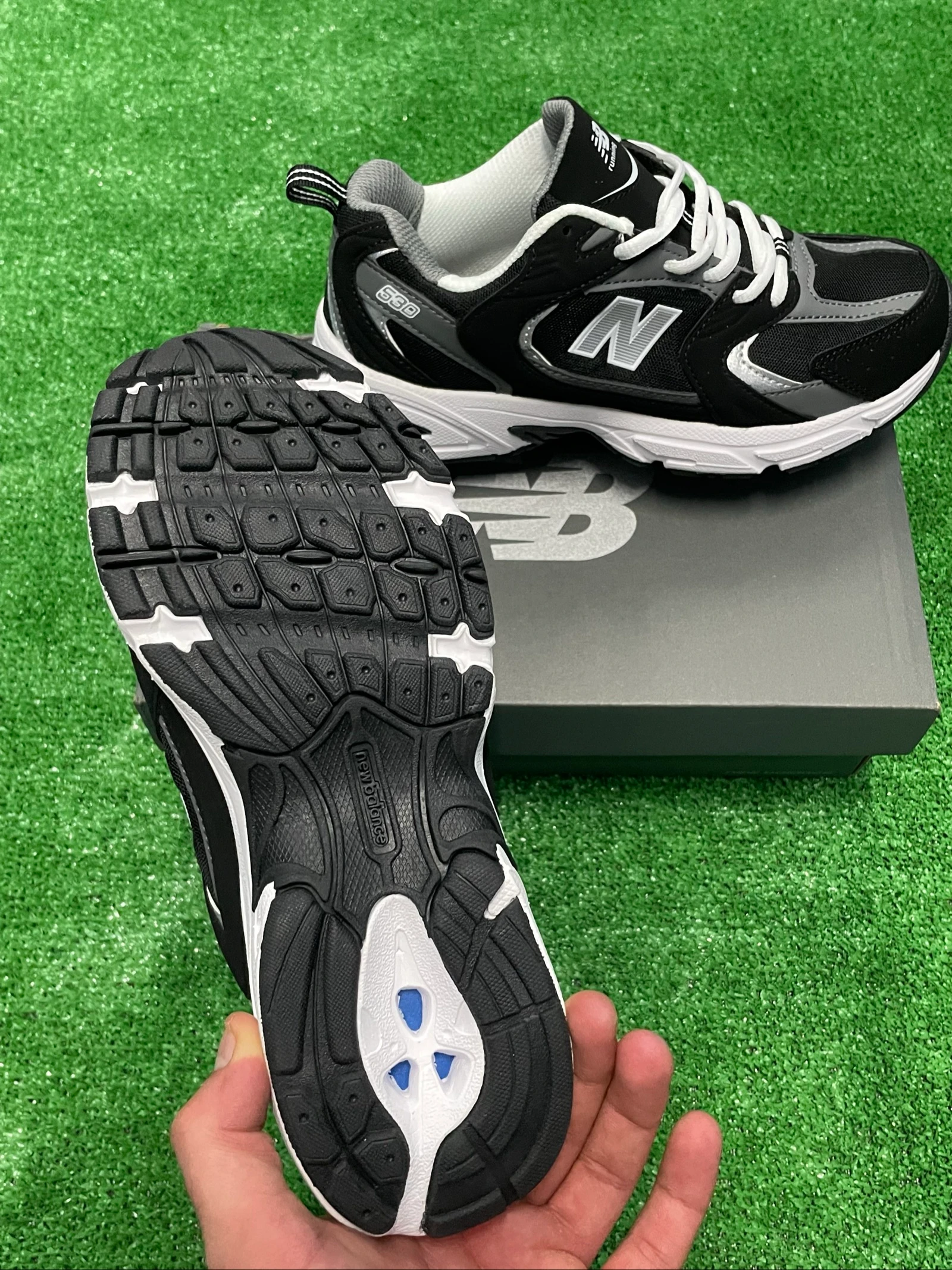 New Balance sneakers – photo 5